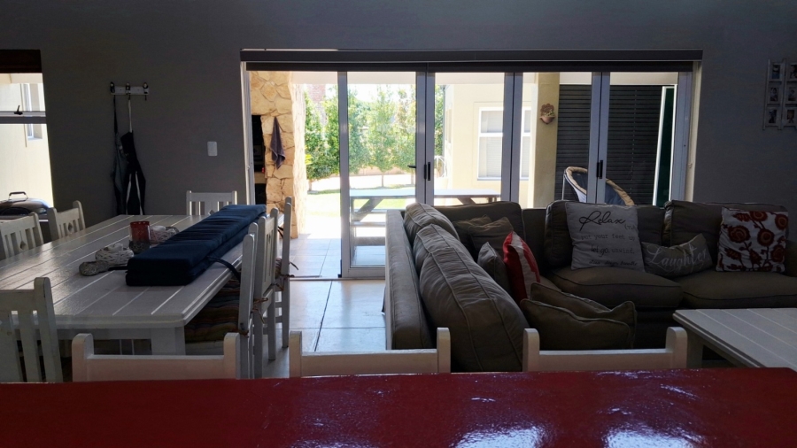 6 Bedroom Property for Sale in Stilbaai Wes Western Cape